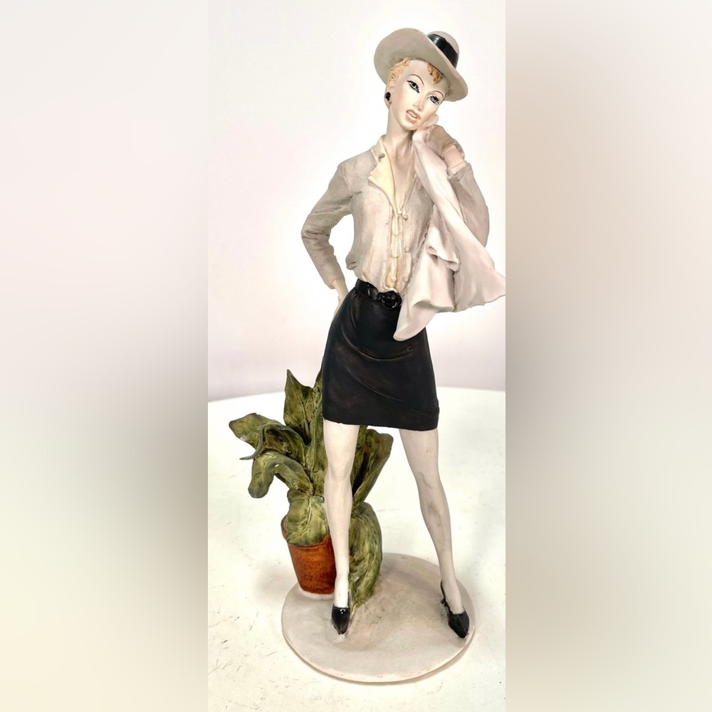 Vintage PUCCI Porcelain Figure